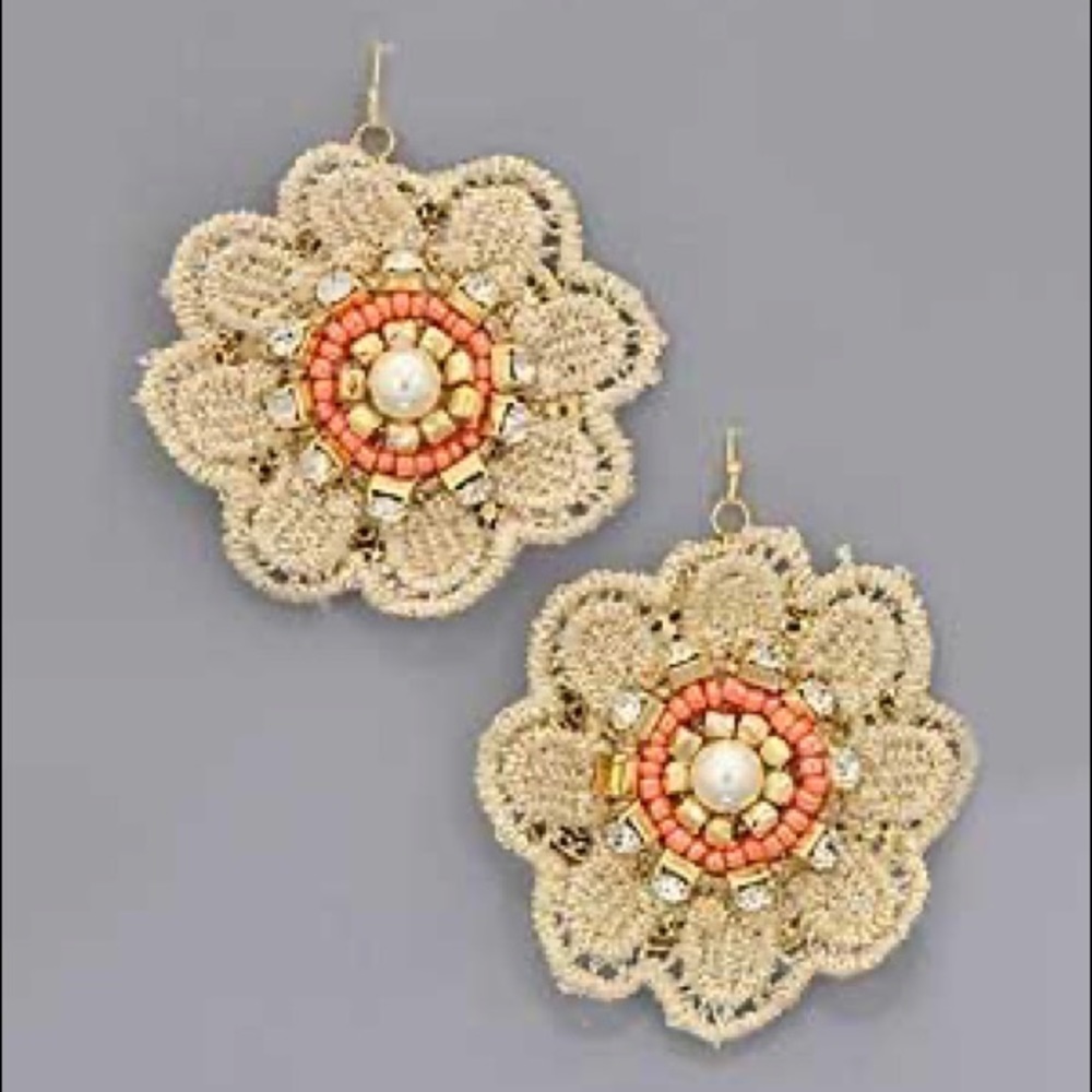 Floral lace coral beading earrings